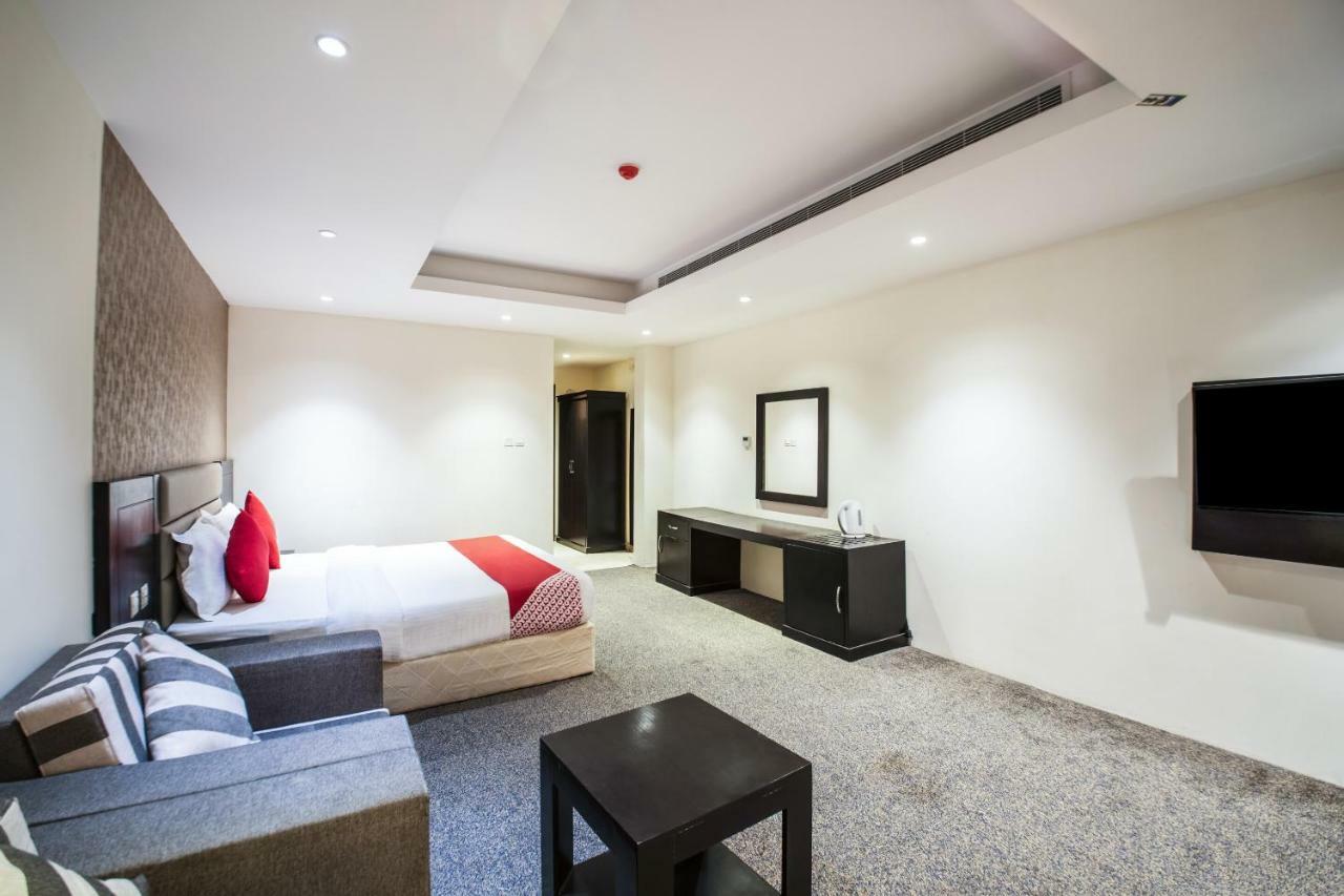 Oyo 200 Majestic Homes Al Khobar Esterno foto